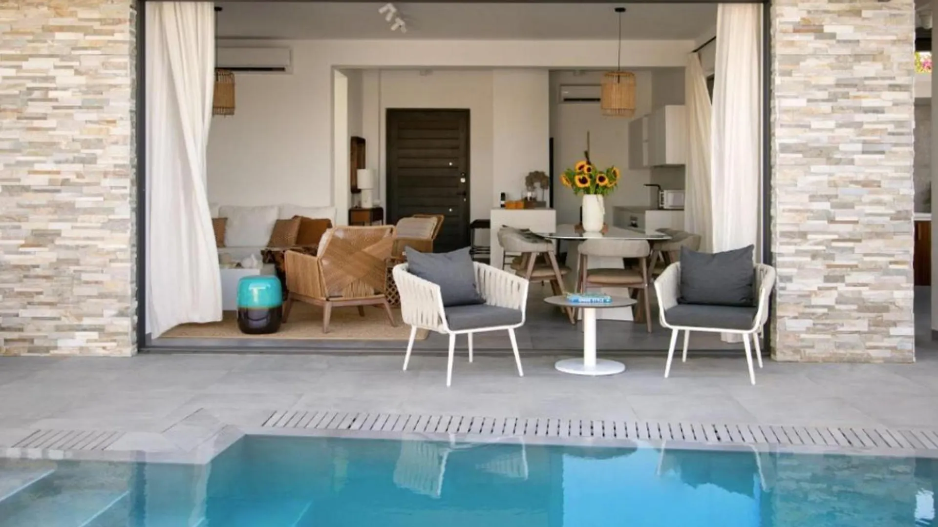 Lclmg Gold Villa Protaras Three-Bedroom Villa With Private Pool Portaras 0*,