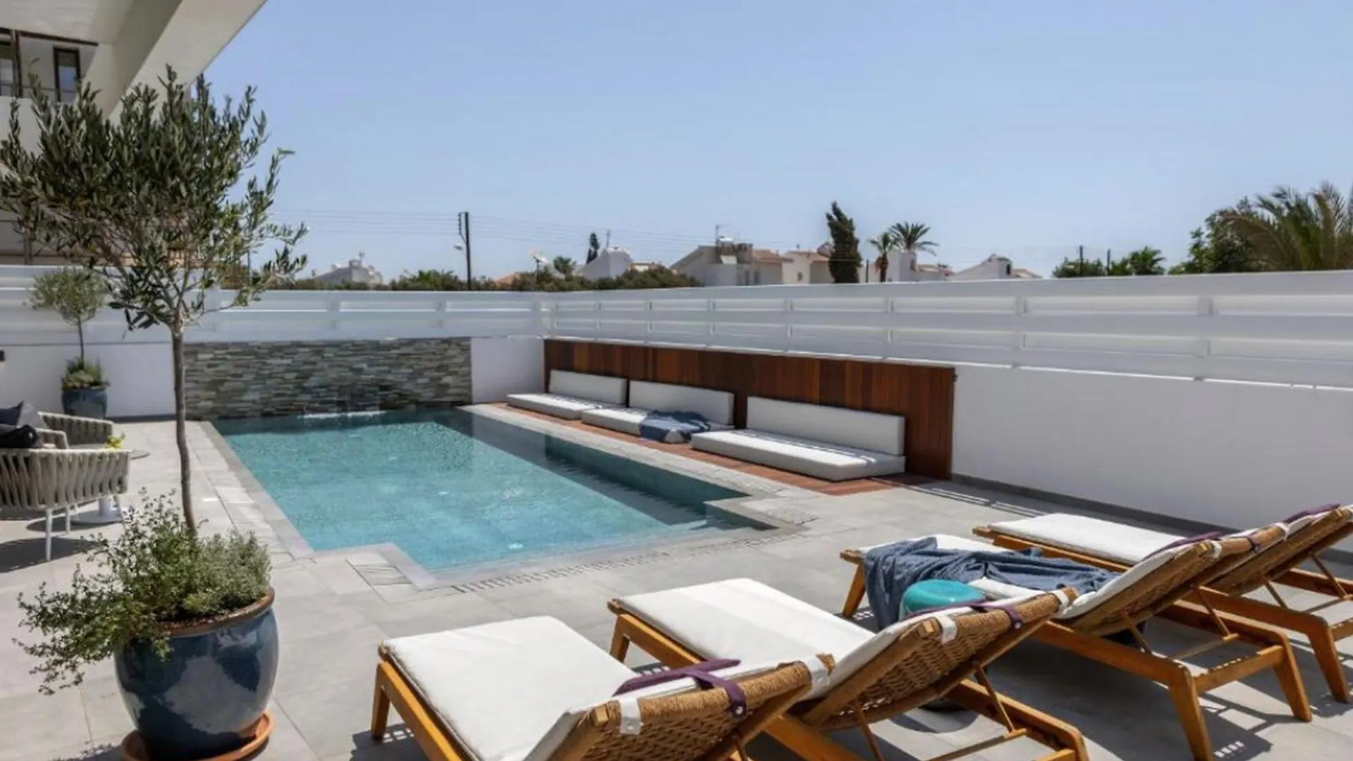 Lclmg Gold Villa Protaras Three-Bedroom Villa With Private Pool Portaras