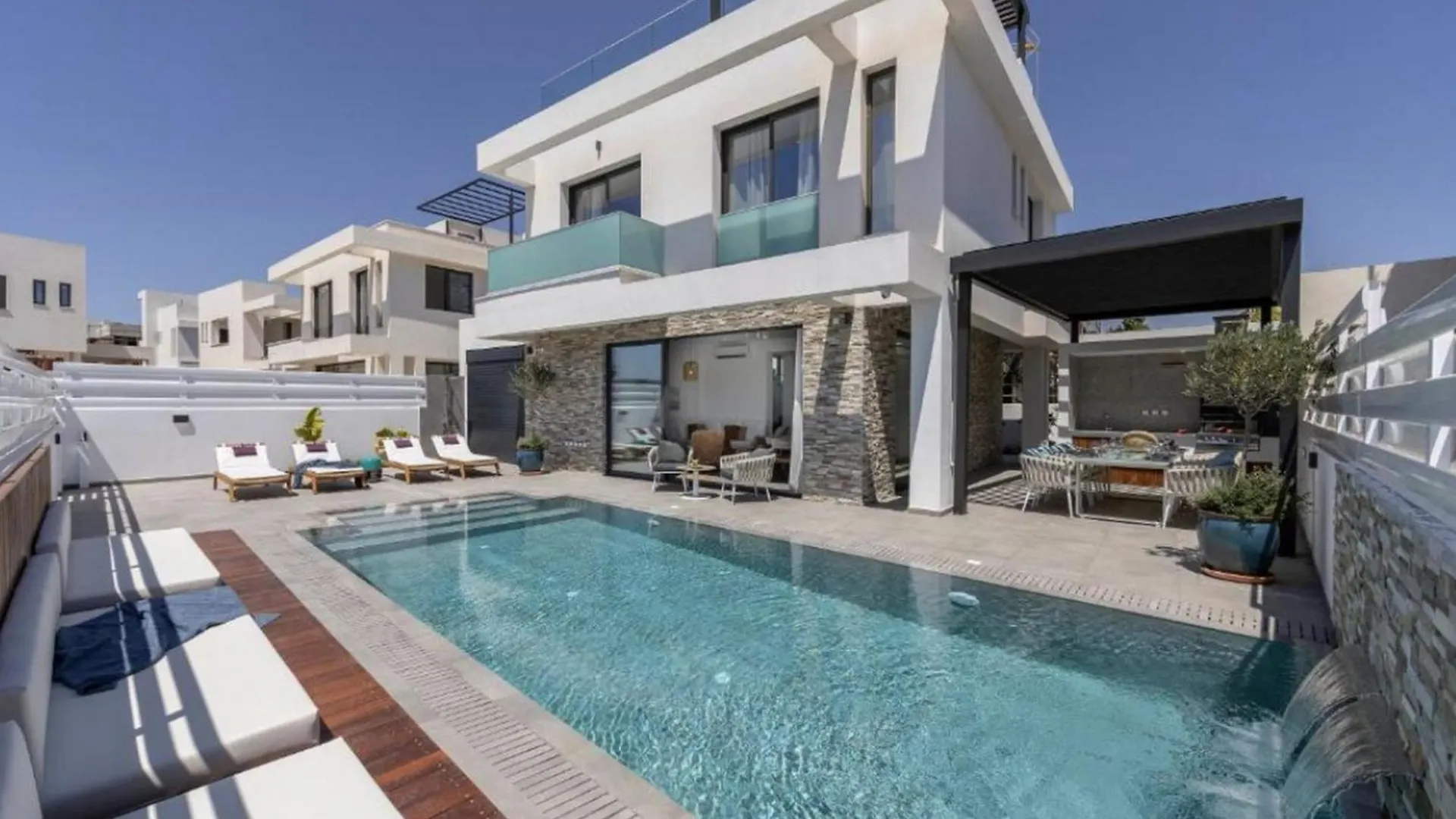 Lclmg Gold Villa Protaras Three-Bedroom Villa With Private Pool Portaras