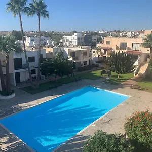 Theodoros Apt. 408 Πρωταράς